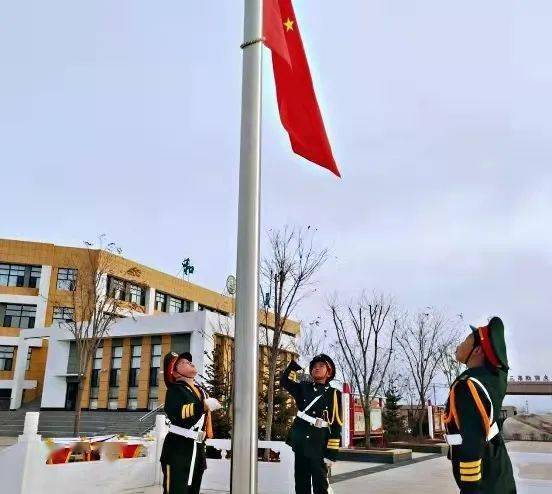 晨读模拟法庭手抄报比赛让我们一起宪场感受